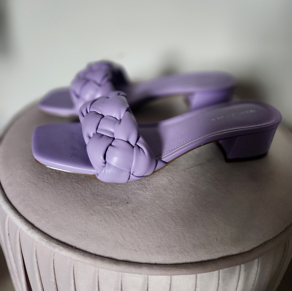 Lavender cute Marc Fisher sandals Never been worn